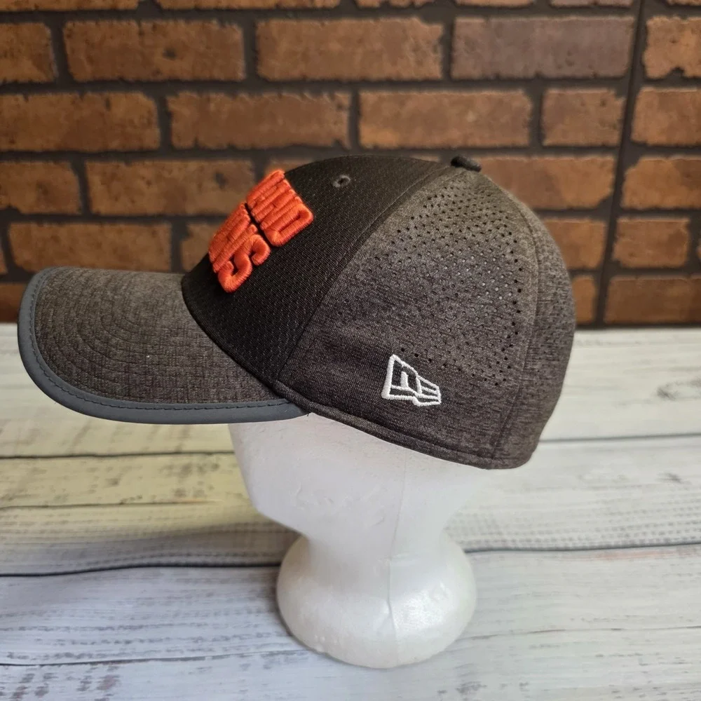 New‎ Era Cleveland Browns Hat Brown Fitted Small Medium Football 39THIRTY Cap
